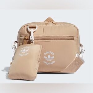 ADIDAS Originals Puffer and Pouch Crossbody Bag Magic Beige/White NWT